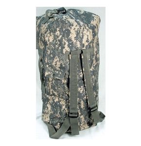 U.S. Seesack - Farbe: Digital Camo - mit einstellbaren Trageriemen und Seitentaschen - Nr. US4470